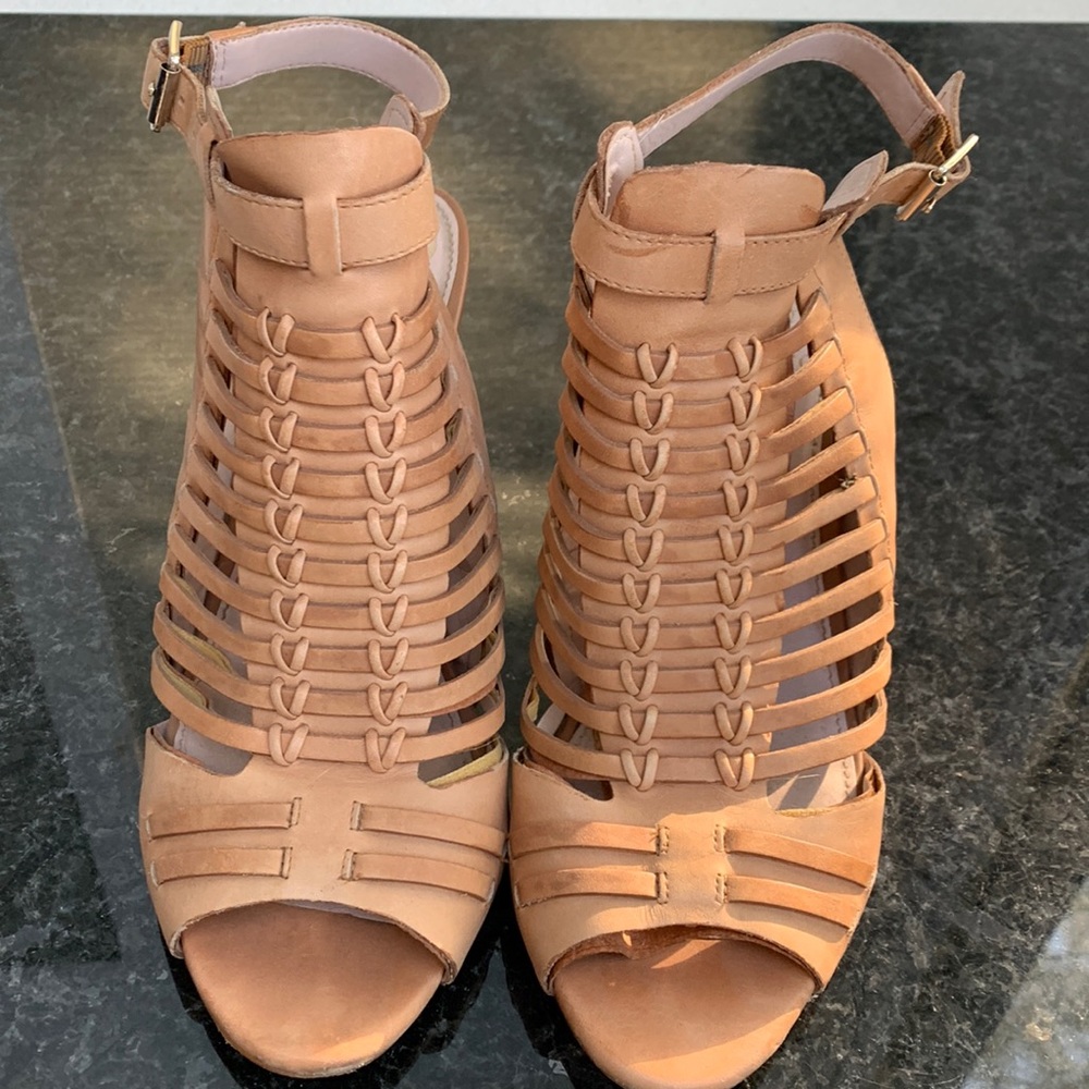 Vince Camuto 3 inch tan sandals